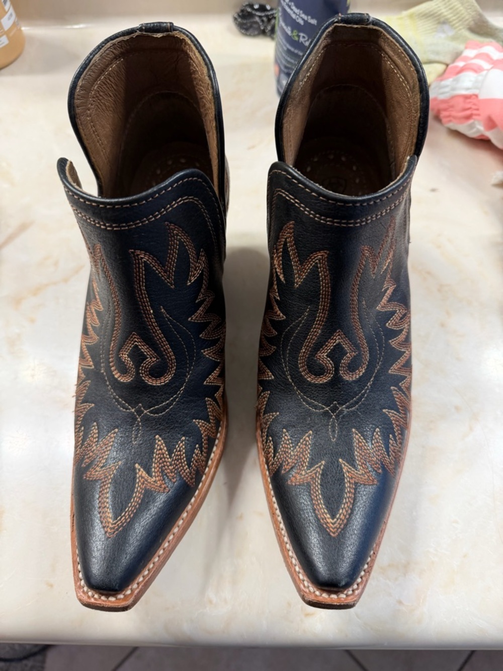 Ariat Black Leather Dixon Ankle Booties with Brown Stitching
